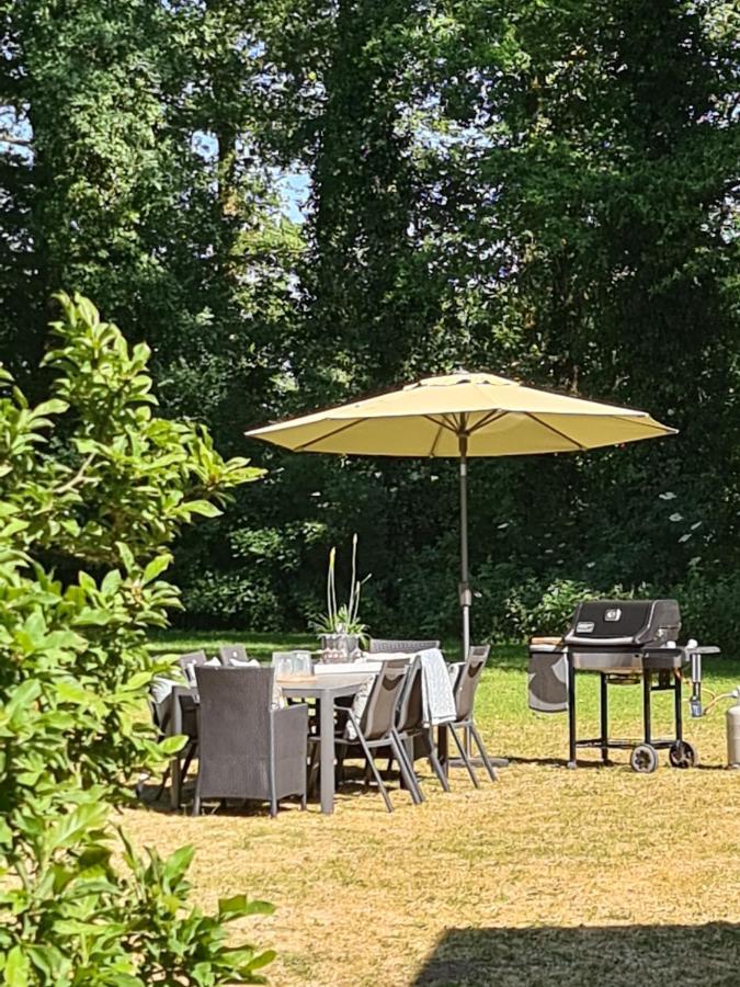 Bed and Breakfast Landgoed De Lavei Weleveld Экстерьер фото